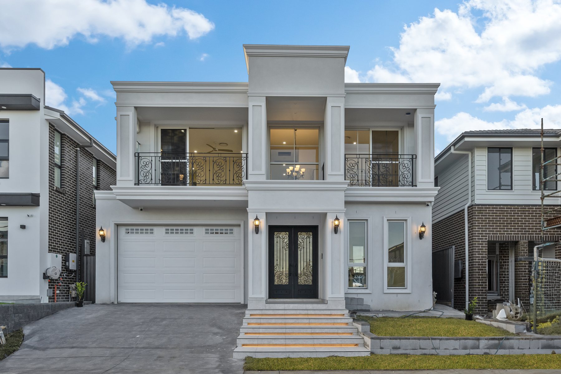 Coastal Family Residence gallery photo 2